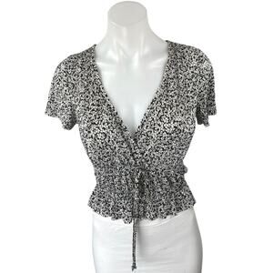 Pull & Bear Black White Floral Short Sleeve V Neck Peplum Blouse Top Size S